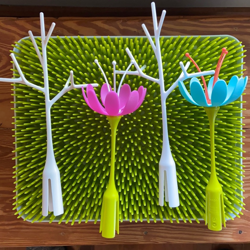 Noon Grass plus Two Flowers and Two Trees